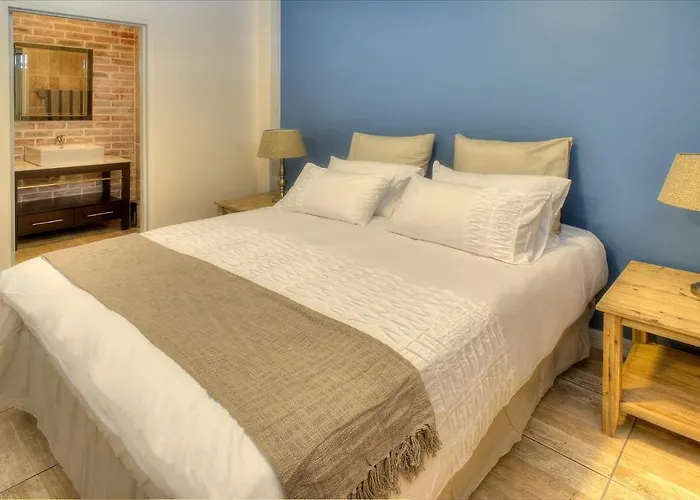 1 Bedroom Apartment In Four Seasons