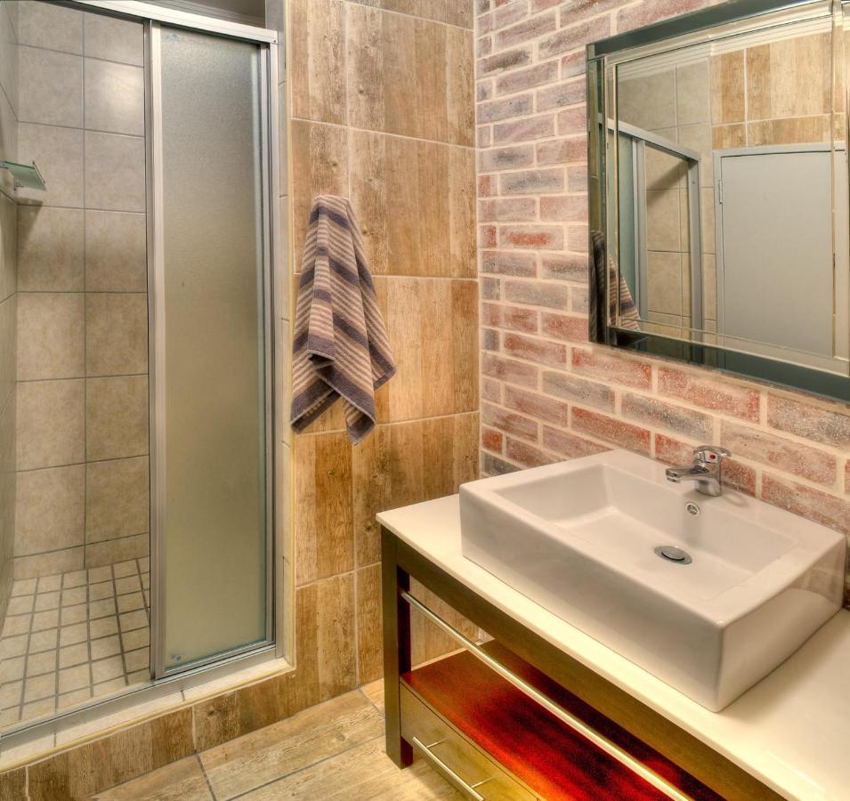 1 Bedroom In Four Seasons Cape Town