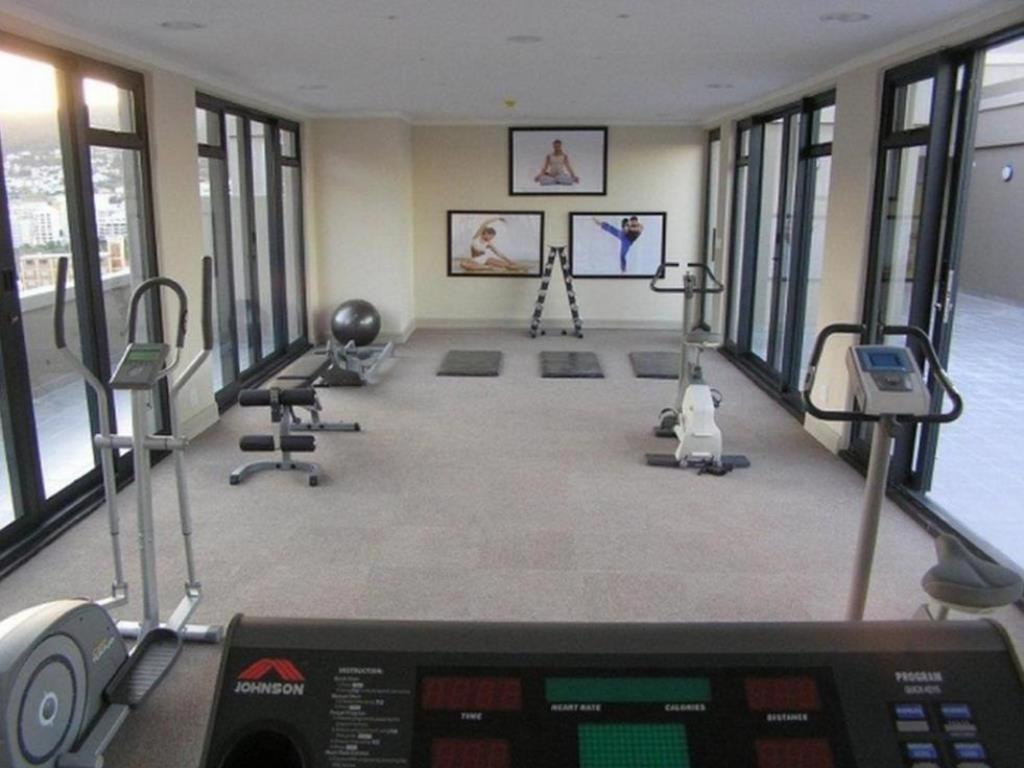 Apartment 1 Bedroom In Four Seasons *